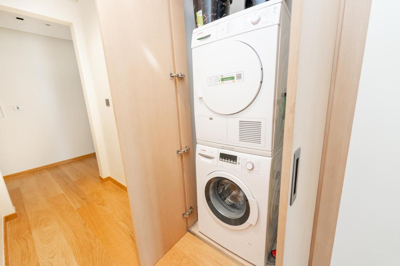 Fam Living - Rp Heights - 3 Mins Walk To Burj Khalifa & Dubai Mall Downtown 두바이 외부 사진