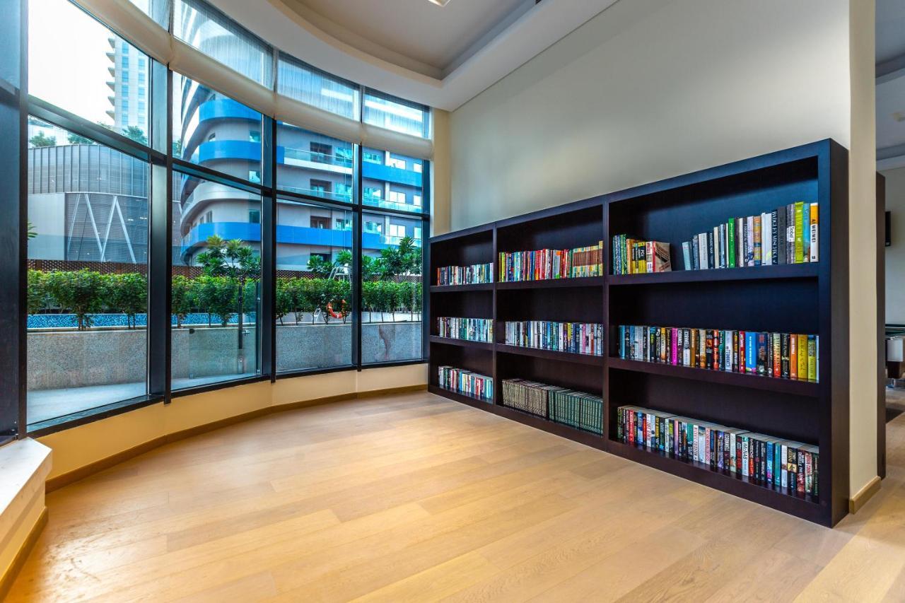 Fam Living - Rp Heights - 3 Mins Walk To Burj Khalifa & Dubai Mall Downtown 두바이 외부 사진