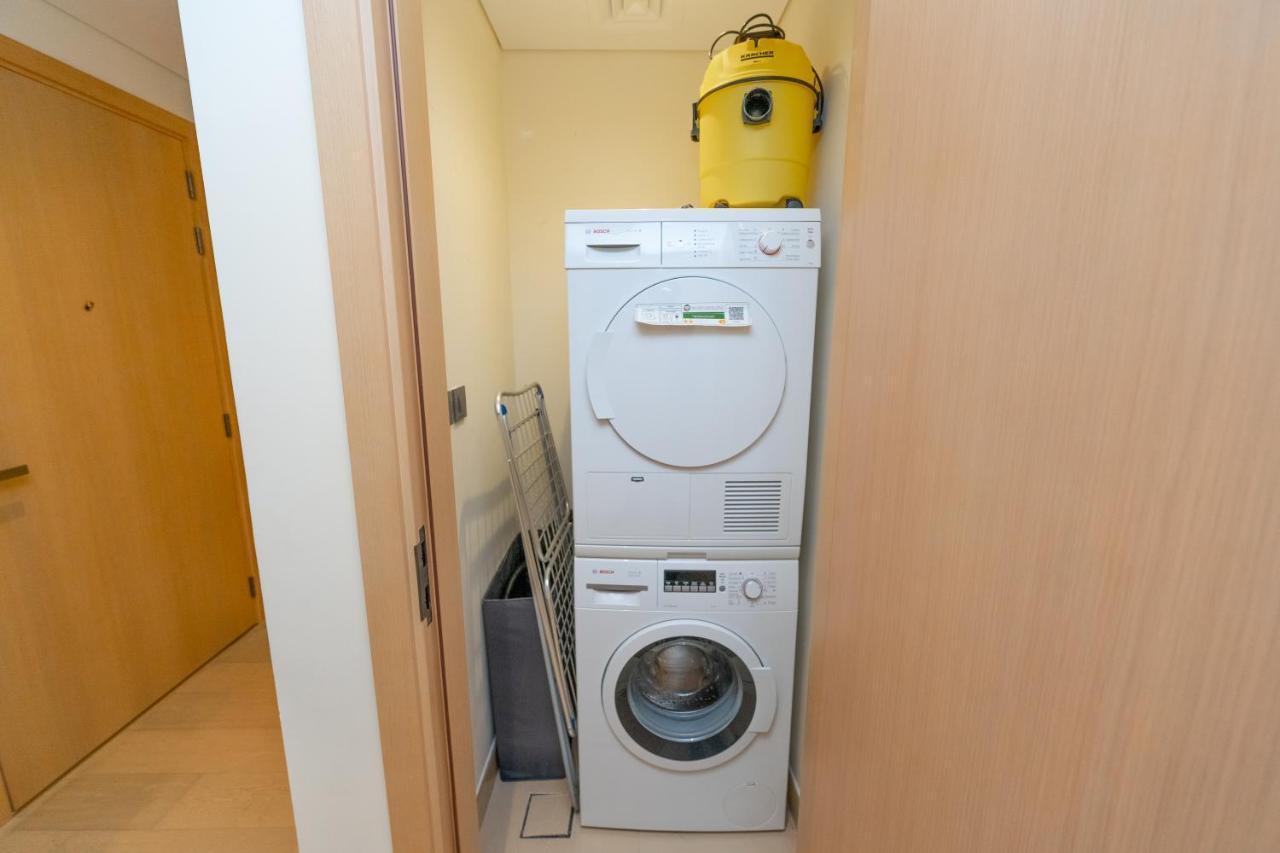 Fam Living - Rp Heights - 3 Mins Walk To Burj Khalifa & Dubai Mall Downtown 두바이 외부 사진